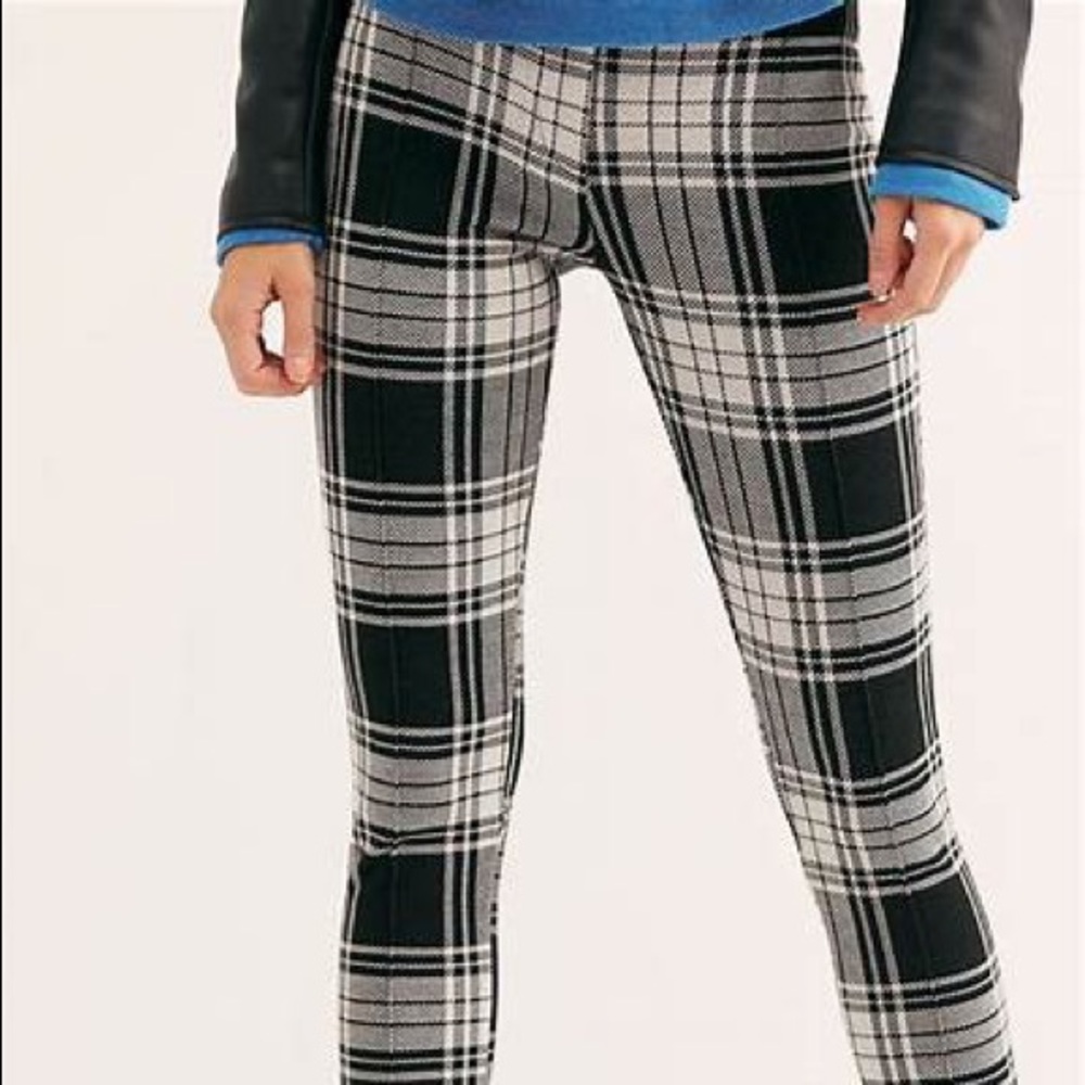 Black and white plaid free people stretch carnaby jegging/pant